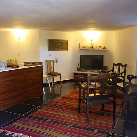 Linda's Apart Hotel Altinoluk