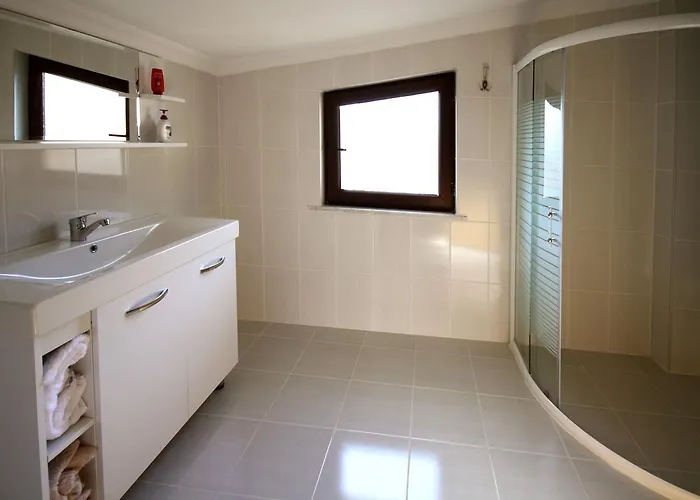 Linda's Apart * Алтынолук